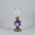 674406 Paraffin lamp
